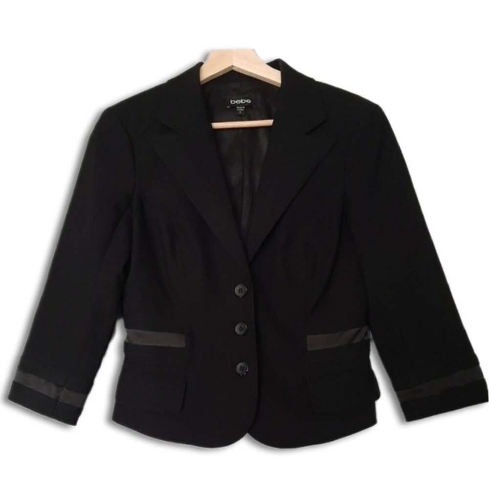 BEBE Cropped Satin Detail 3/4 Sleeve Blazer Jacket Button Front Black Sz 8